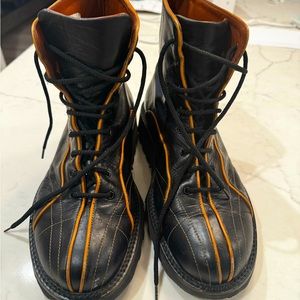 Italian leather men’s boots from Norway, size 10 only worn 1 time, black